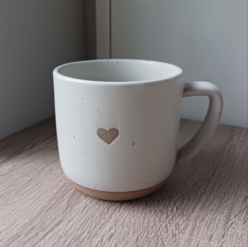 🌷 Hearth & Hand Stonware Heart Mug